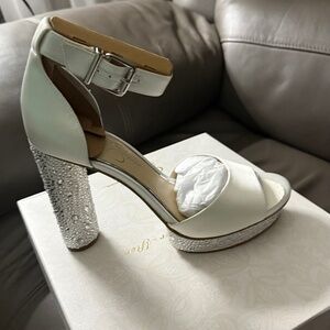 Jessica Simpson Evelyn